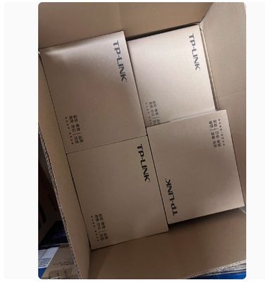 5-port TL-SG1008D Gigabit Plug and Play Network Switch com taxa de encaminhamento de pacotes de 11,9M